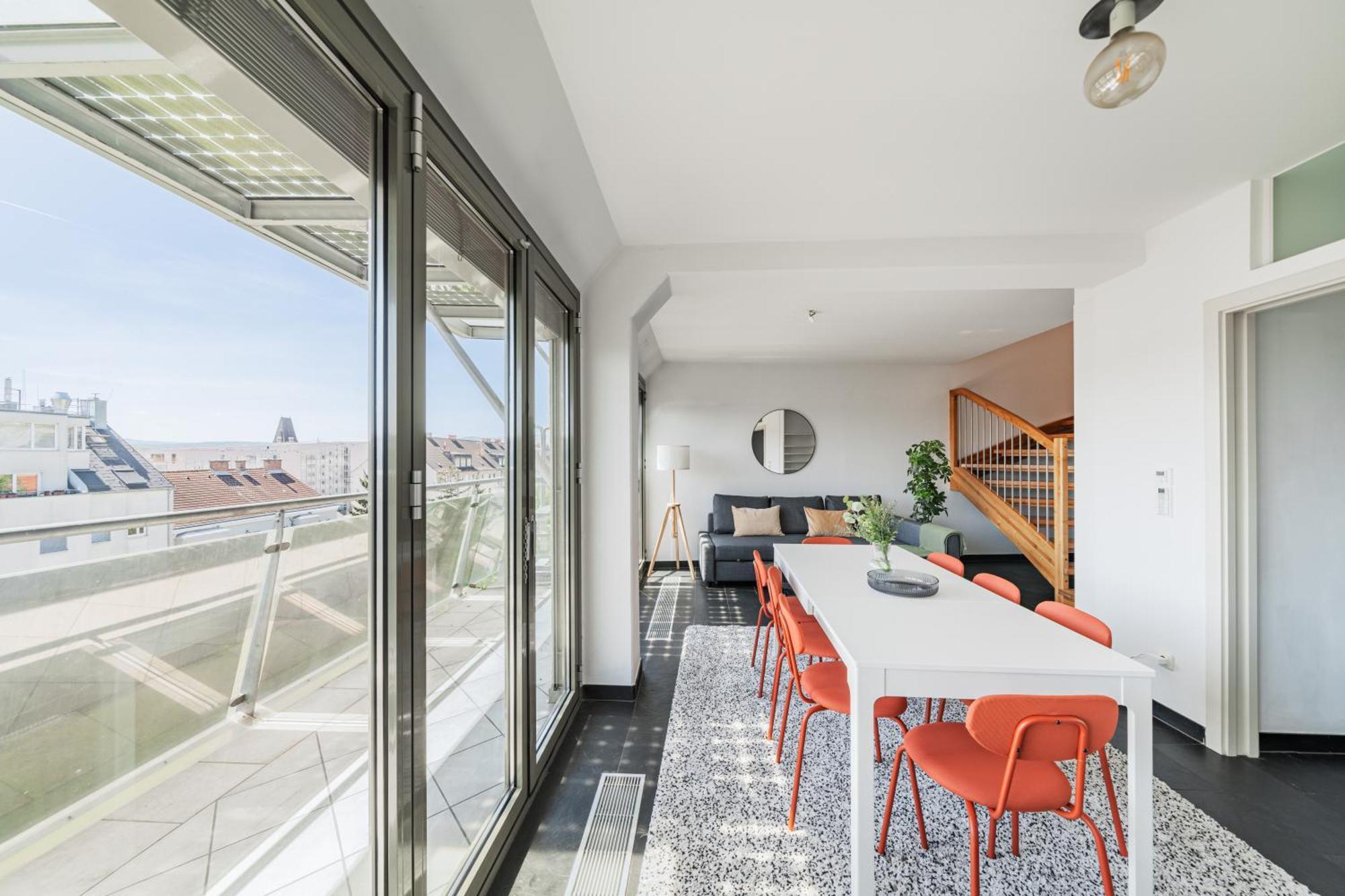 Next To Schoenbrunn - Free Parking !!! Vienna